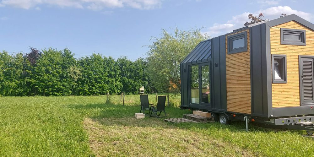 GLAMPING: NEJČERSTVĚJŠÍ NOVINKA! TINY HOUSE U NÁS NA ZAHRADĚ K PRONÁJMU